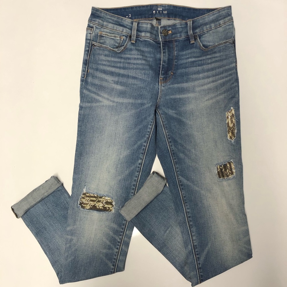 WHBM The slim mid rise jeans size 2